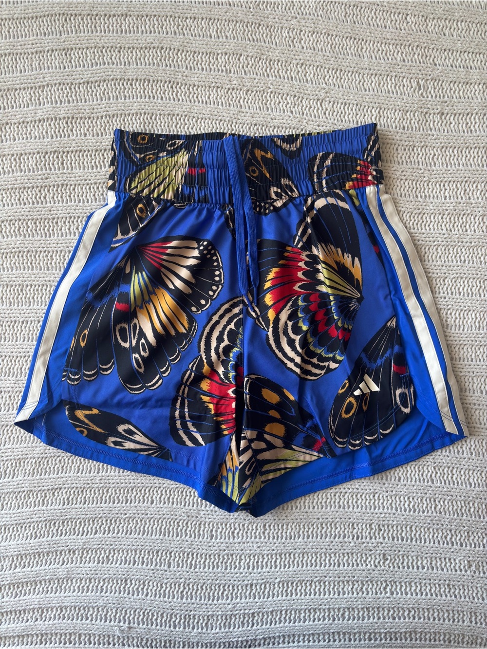 NWT Adidas Pacer Butterfly Print Running Shorts Women’s XS Blue Activewear